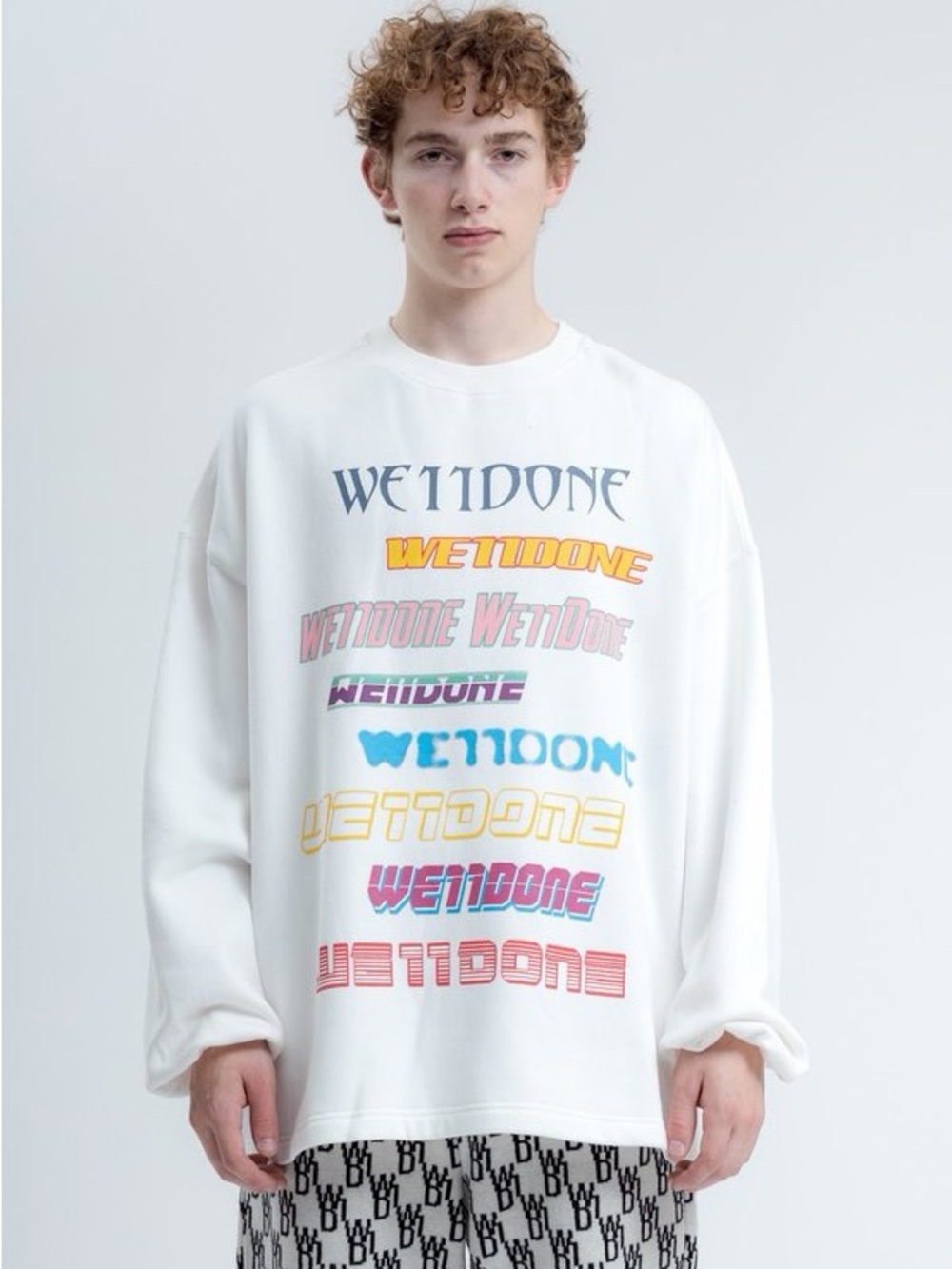 WE11DONE Logo White Graphic Logo Pullover Sweatshirt in Size XS Wide Relaxed Fit